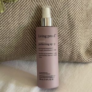 LIVING PROOF | restore perfecting spray 8 oz
